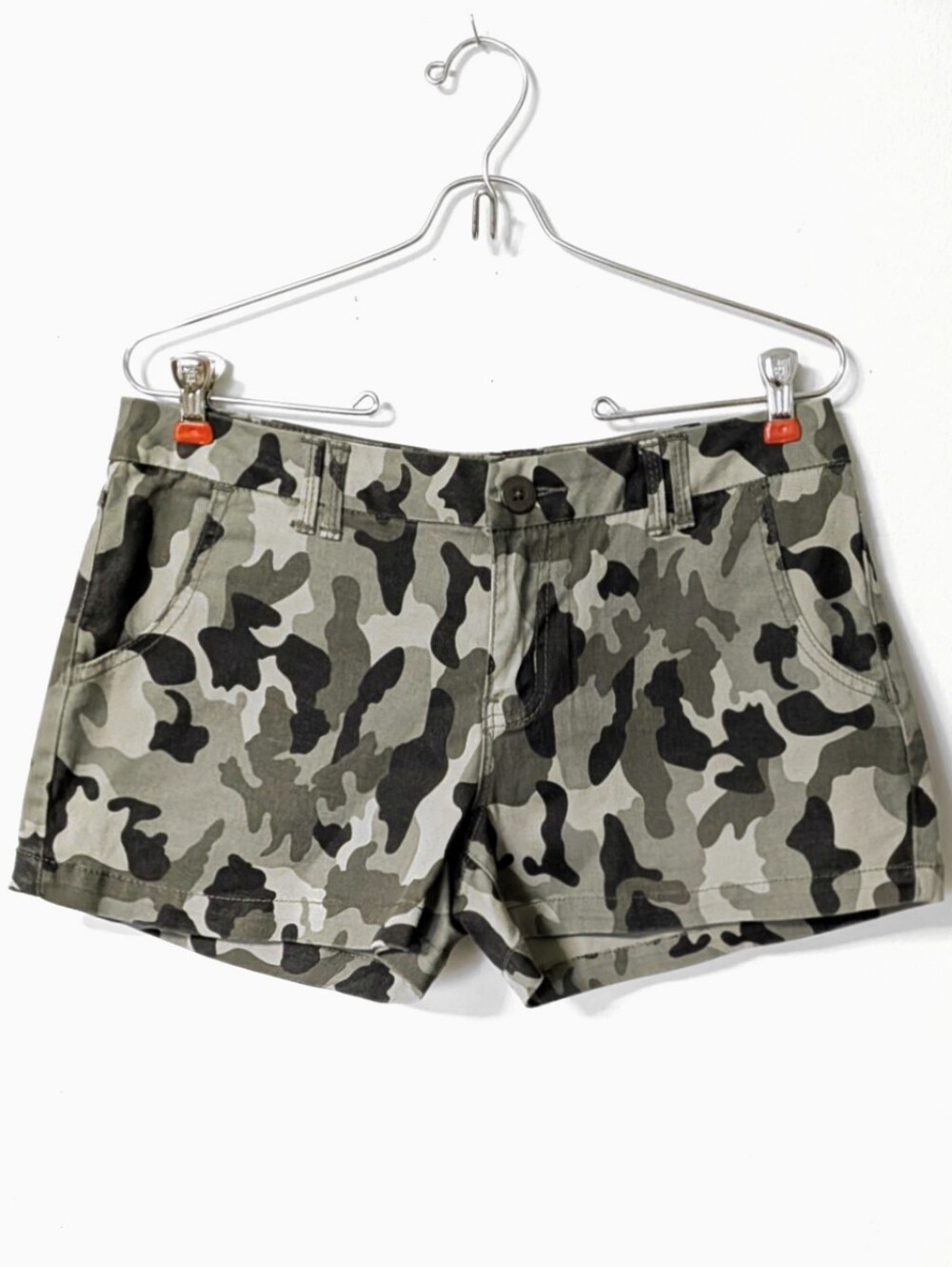 2000s BeBop Y2K Low-Rise Camo Print Mini Shorts | Size 9